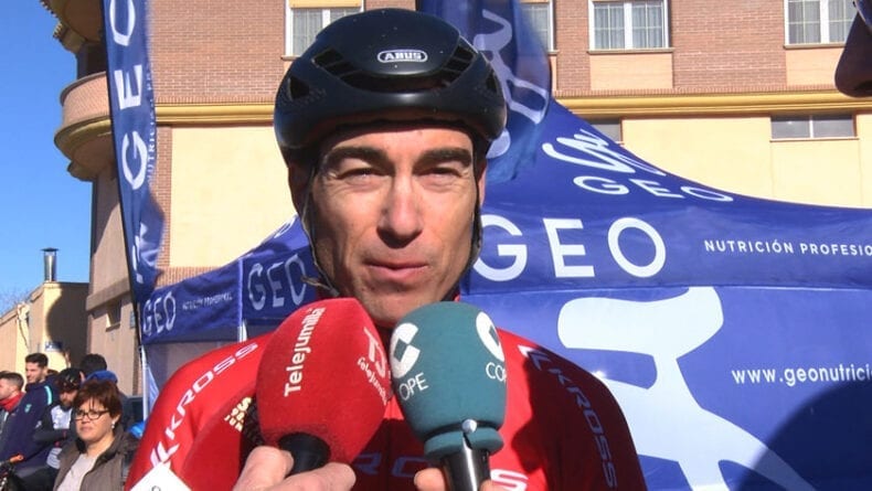 Sergio Mantecón tras su llegada a meta