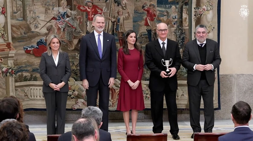 El traumatólogo jumillano Pedro Luis Ripoll recibe el Premio Nacional ...