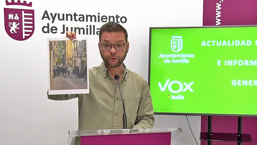 VOX Jumilla denuncia la regularización masiva de inmigrantes ilegales y ...